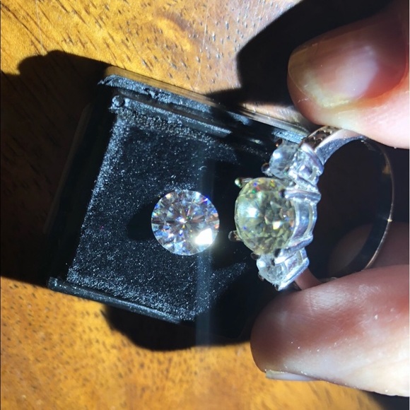 3ct D, VVS1, paperwork, Moissanite Gems - Picture 8 of 8